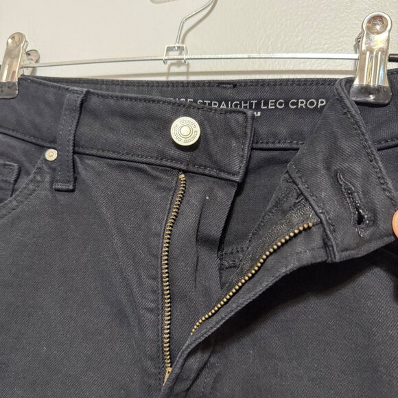 Chicos Womens High Rise Straight Leg Crop Jeans Size 10 Black Denim - Picture 4 of 7